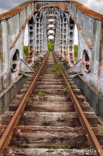 old railway bridge urbex